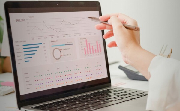 Gestão de Negócios Baseados em Análise e Inteligência em Dados